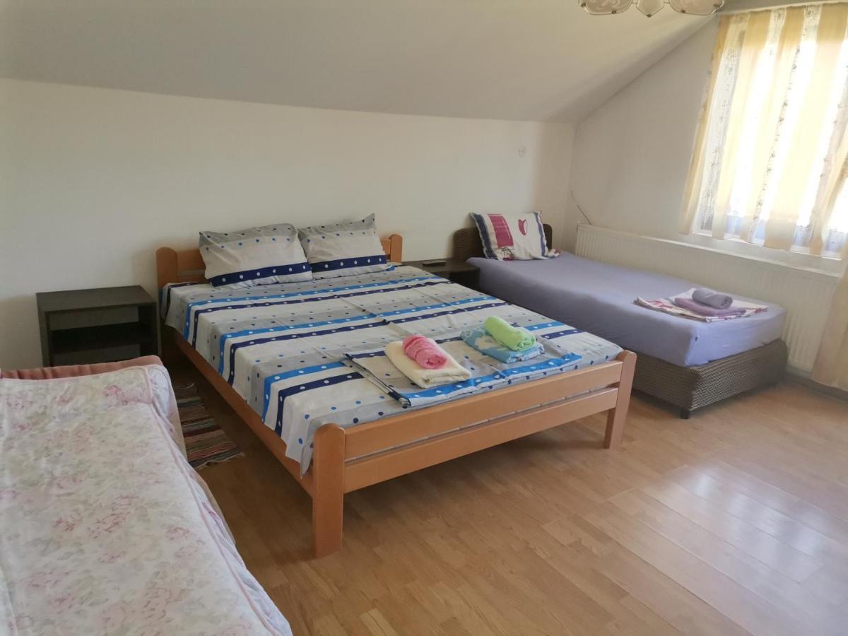 Smestaj Urosevic Golubac Ngoại thất bức ảnh